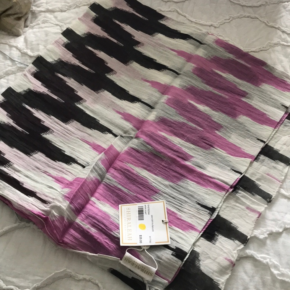 Shiraleah Amire Scarf NWT